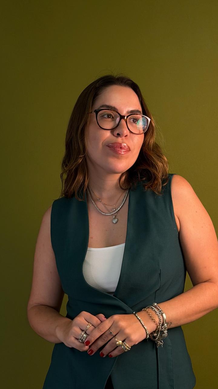 Dra. Mariana Leite — especialista em harmonização facial em Campo Grande MS